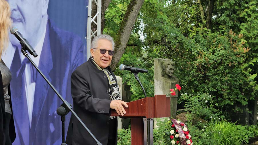Nâzım Hikmet, ölümünün 61. Yıl dönümünde Moskova&#8217;da anıldı